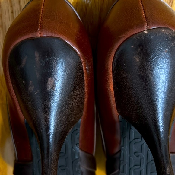 Two Tone Brown Heels - Picture 5 of 5